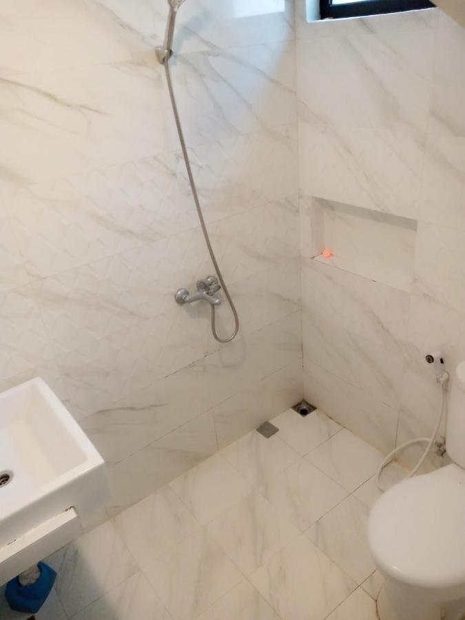 Villa Valencia Batu  Εξωτερικό φωτογραφία